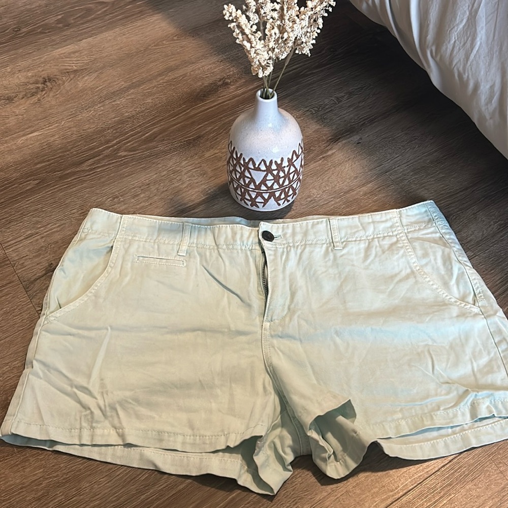 Merona Size 14 shorts